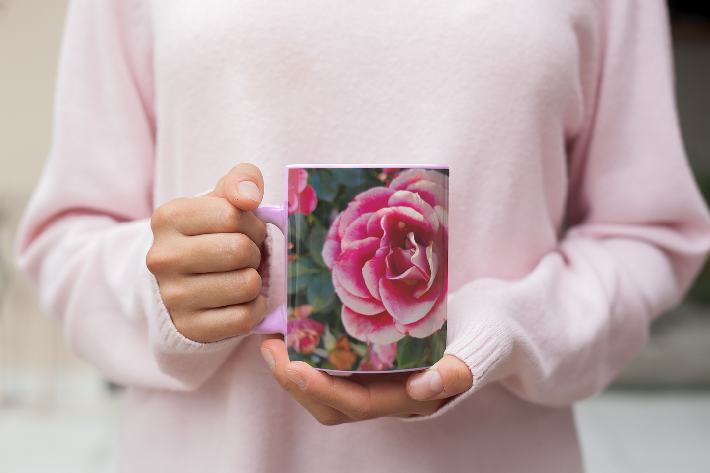 11 oz. Two-Tone Mug (Pink) - Wagonesta - Two Tone Roses