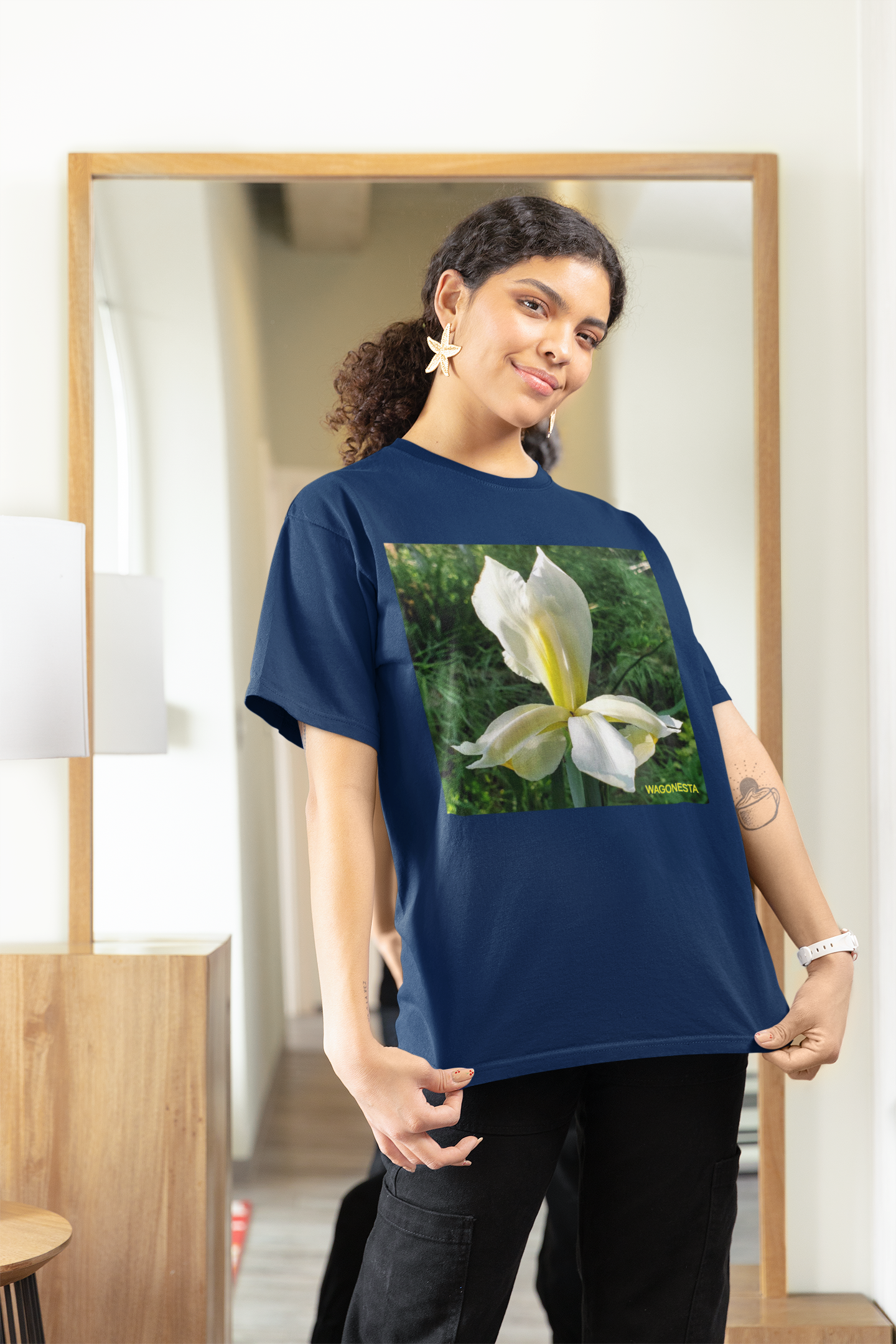 White Iris - Women's Softstyle Tee - Gildan - Mug 'n Tee