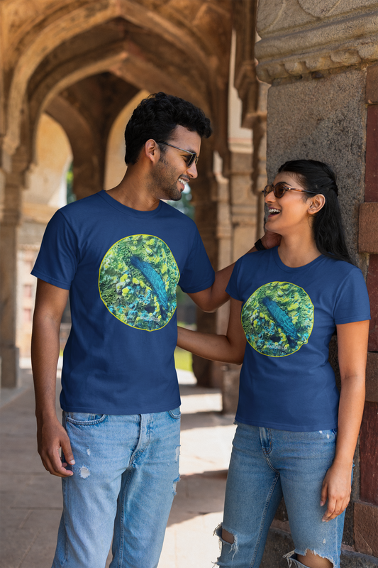 FISH ON CORAL - Unisex t-shirt