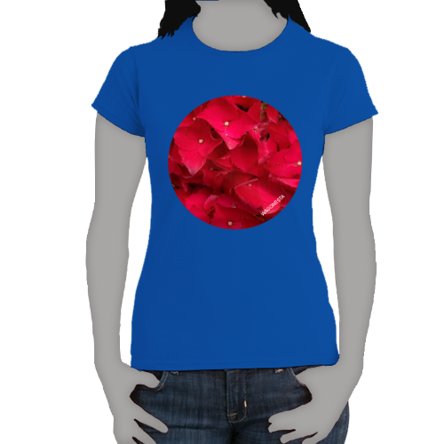 Red Hydrangea- Women's Softstyle Tee - Gildan - Mug 'n Tee