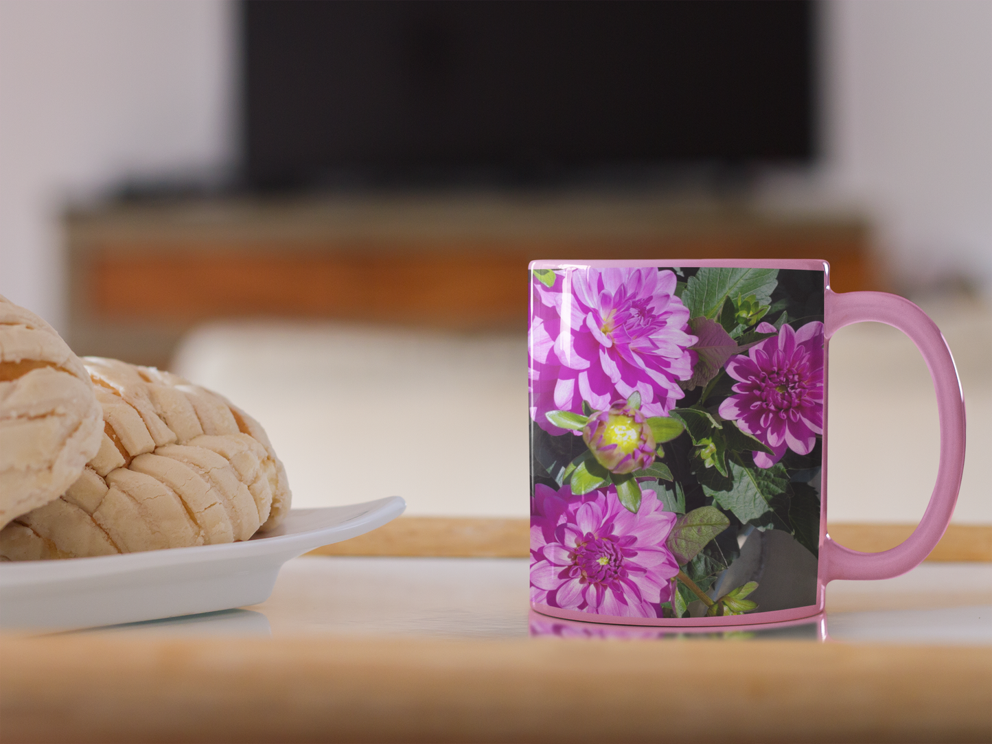 11 oz. Two-Tone Mug (Pink) - Wagonesta -Dahlias