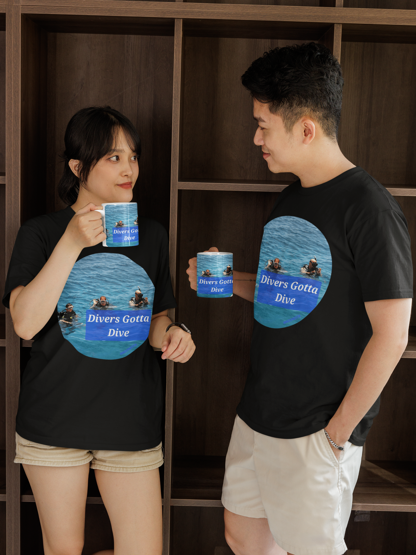 Divers gotta Dive - Unisex Jersey Short Sleeve Tee - Bella+Canvas+Mug 'n Tee