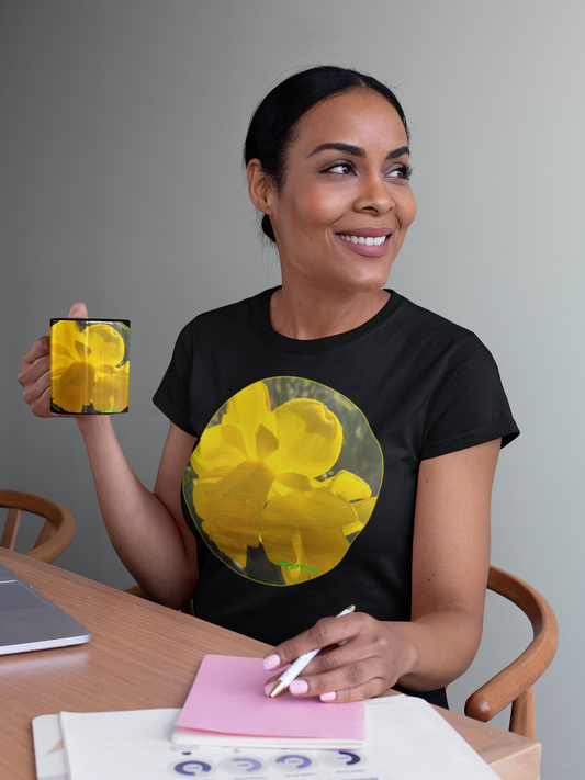 Large Yellow Daffodils- Women's Softstyle Tee - Gildan +Mug 'n Tee