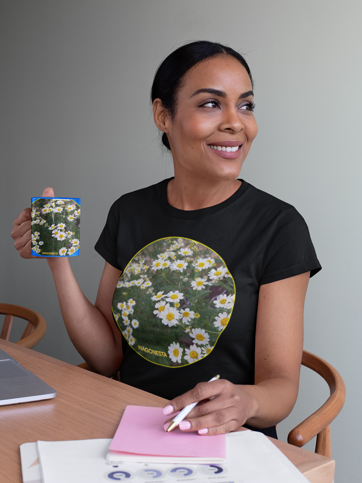 BUNCH OF DAISIES- Unisex t-shirt