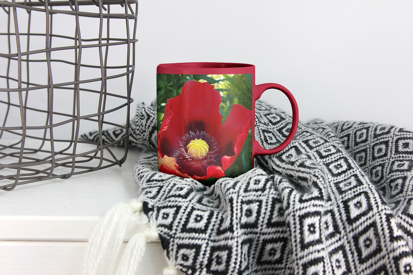 11 oz. Two-Tone Mug (Red) Wagonesta- Large Oriental Poppy