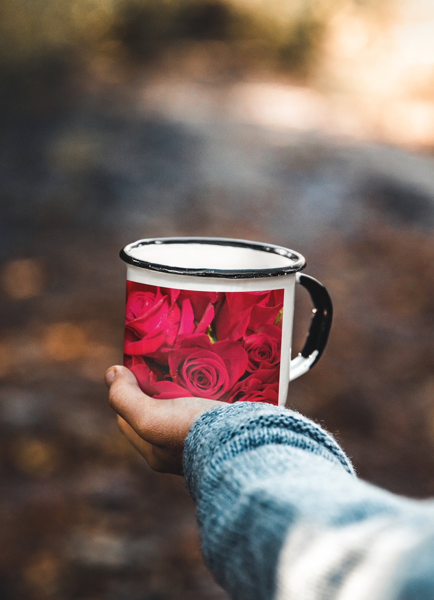 Enamel Mug - Wagonesta- Red Roses