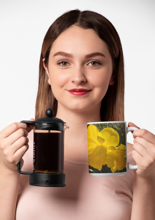 15 oz Ceramic Mug - Wagonesta- Bright Yellow Daffodils